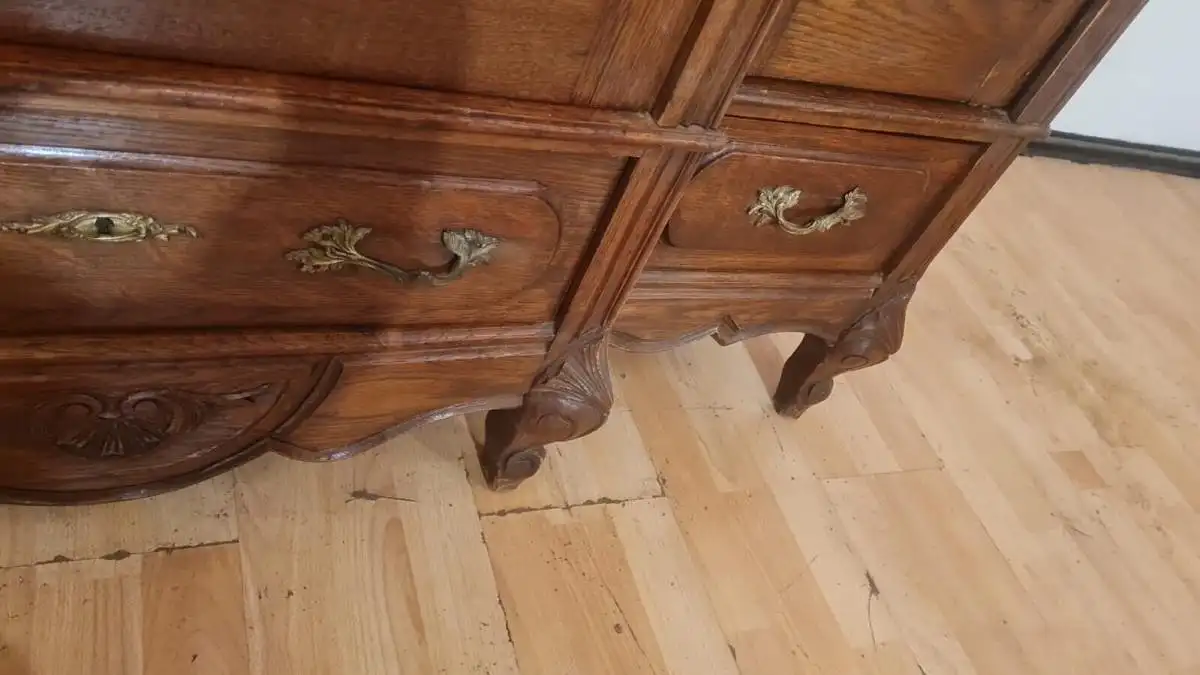 Kleiderschrank Schlafzimmerschrank  Schnitzereien Antik ca. 19 Jh. 15