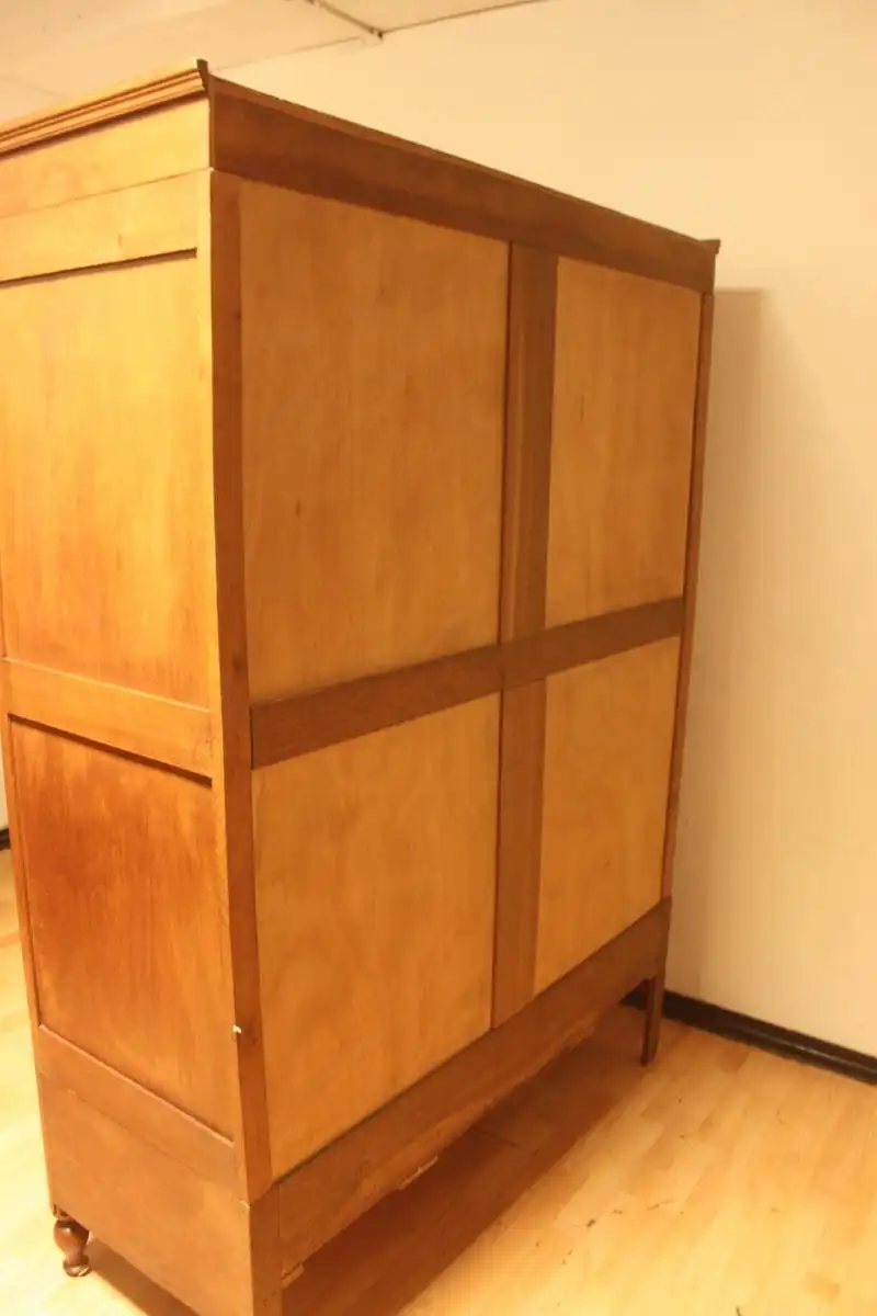 Antik Kleiderschrank Frankreich Jugendstil  Schnitzereien ca.1930Jh. 13