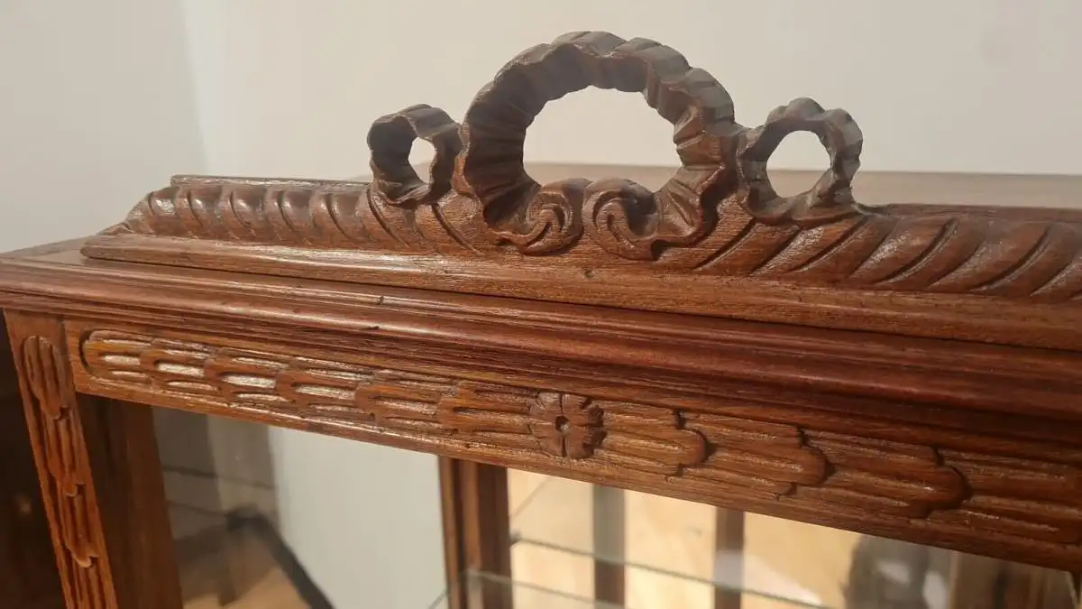 Vitrine  Antik  ca. 19 Jh. 7