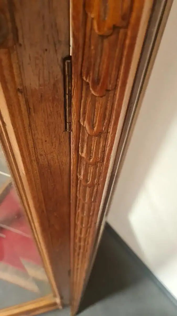 Vitrine  Antik  ca. 19 Jh. 8