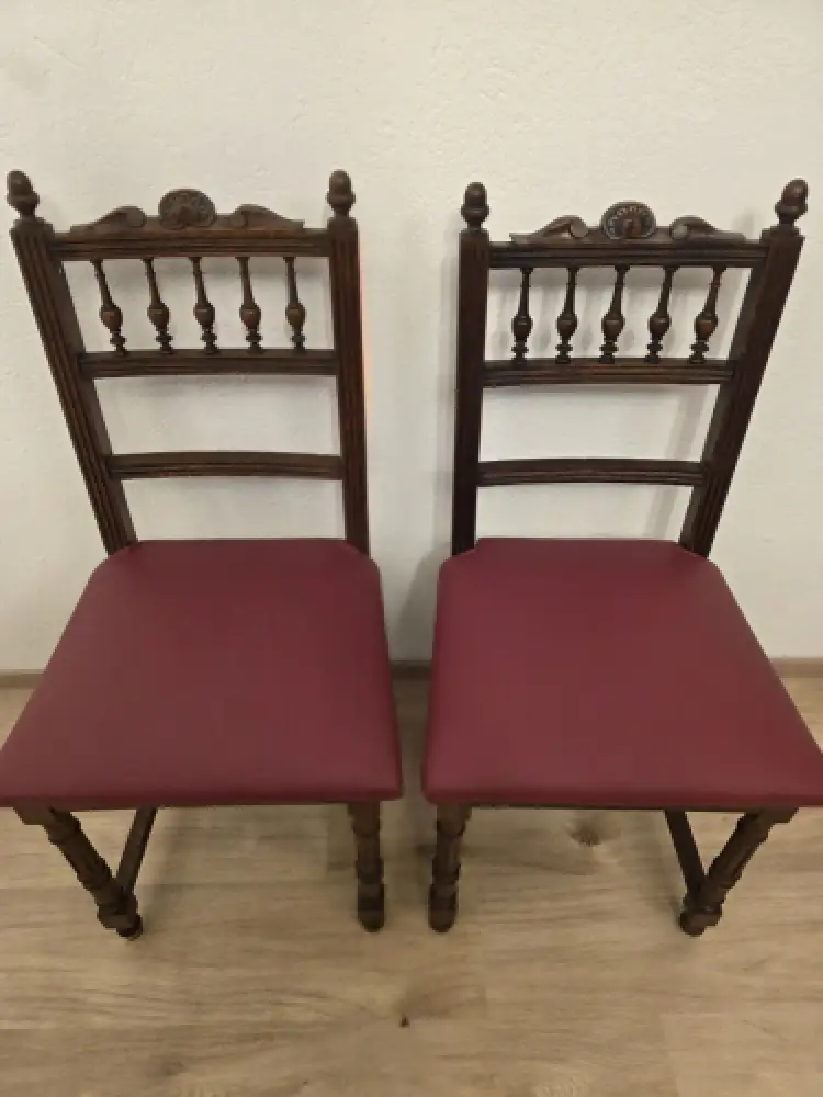 2 Esszimmerstühle Küchenstühle Wohnzimmerstühle Antik um 1900 Jh. 2