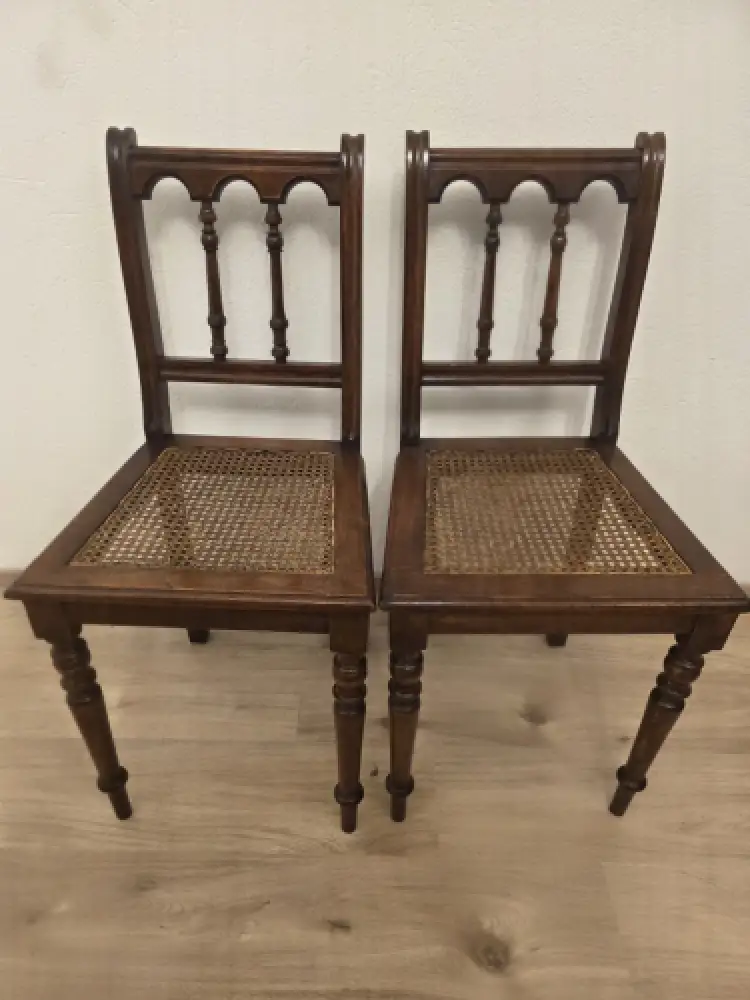 2 Esszimmerstühle Küchenstühle Wohnzimmerstühle Antik um 1900 Jh. 1