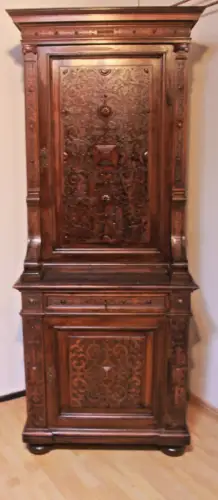 Antik Schrank Wohnzimmer  Belgien ca.19 Jh.