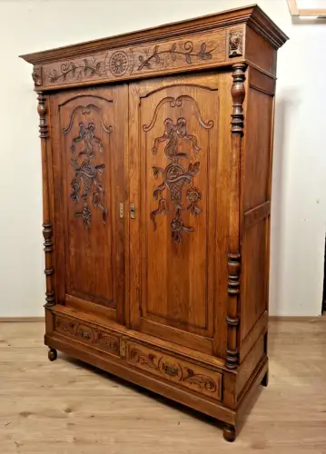 Wäscheschrank Kleiderschrank Schlafzimmer Antik in Eiche ca. 19 Jh.