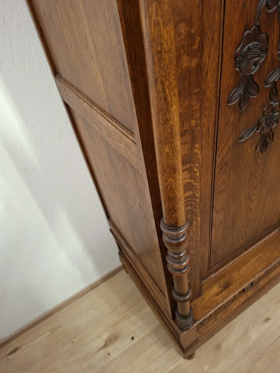 Wäscheschrank Kleiderschrank Schlafzimmer Antik in Eiche ca. 19 Jh. 7