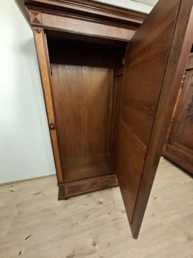 Wäscheschrank Kleiderschrank Schlafzimmer Antik in Eiche ca. 19 Jh. 11