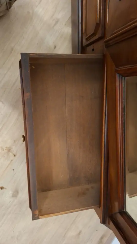 Kleiderschrank Schlafzimmerschrank Wäscheschrank  Antik ca. 19 Jh. 14