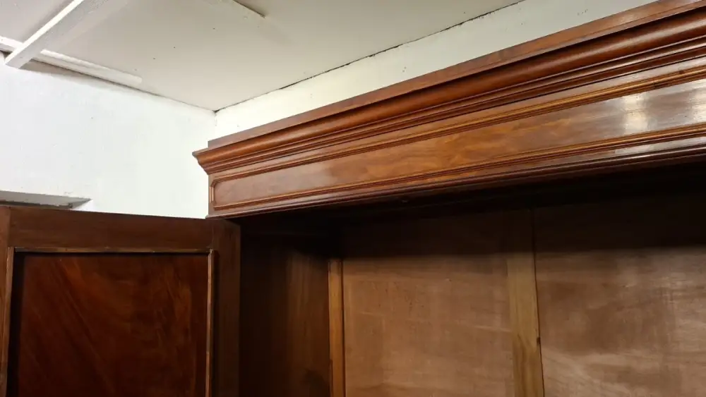 Kleiderschrank Schlafzimmerschrank Wäscheschrank  Antik ca. 19 Jh. 17