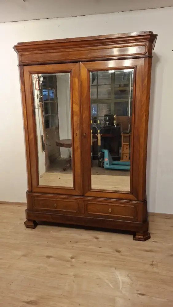 Kleiderschrank Schlafzimmerschrank Wäscheschrank  Antik ca. 19 Jh. 3