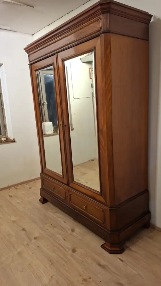 Kleiderschrank Schlafzimmerschrank Wäscheschrank  Antik ca. 19 Jh. 4