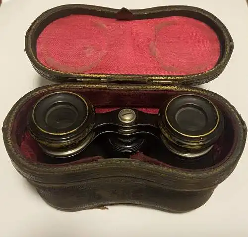 Originales Opernglas um 1890 mit Tasche 