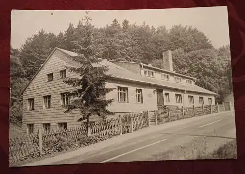 [Echtfotokarte schwarz/weiß] Einsiedel (Kr. Hildburghausen) - Kinderferienlager "Louis Fürnberg". 