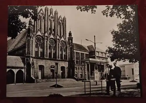 [Echtfotokarte schwarz/weiß] Frankfurt (Oder) - Rathaus - Frankfurt nad Odrq - Ratusz. 