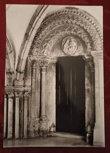 [Echtfotokarte schwarz/weiß] Regensburg St. Jakob - ehem. Abteikirche der iroschottischen Benediktiner, jetzt Kirche des Priesterseminars - Östliches Portal, 1150-1160. 