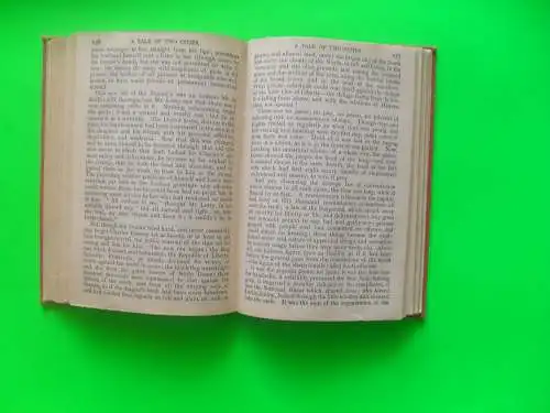ALTE AUSGABE A TALE OF TWO CITIES VON DICKENS CHARLES, VERLAG T. NELSON & SONS – 1910