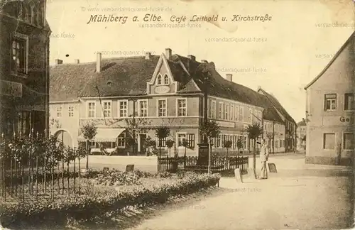 Mühlberg a. Elbe - Café Leithold u. Kirchstrasse
 Ansichtskarte / Postkarte, Motiv aus Brandenburg, Verlagsnummer 017895, benutzt 29.2.1916. 