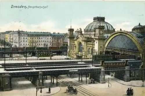 Dresden - Hauptbahnhof
 Ansichtskarte / Postkarte, Motiv aus Sachsen, benutzt 24.2. 1909 Dresden, Heliocolor. 