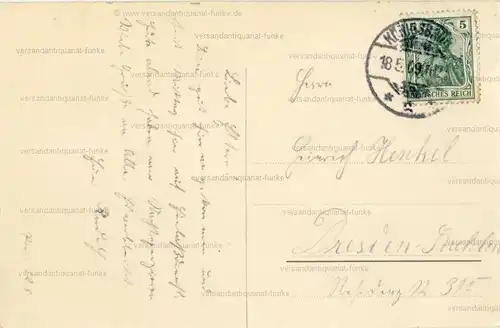 Königsbrück - Eingang zum Barackenlager
 Ansichtskarte / Postkarte, Motiv aus Sachsen / Militär, Verlagsnummer 8955, benutzt 18.5.1909, handcolorierte Künstlerkarte. 