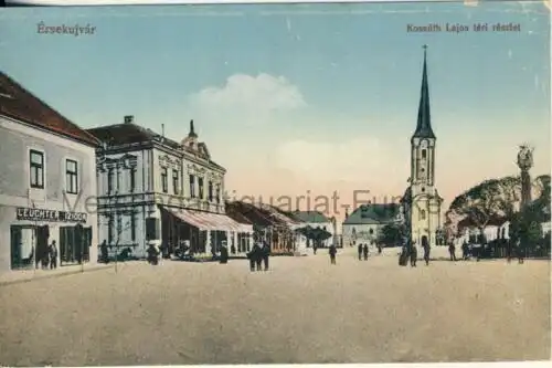 Érsekújvár - Kossúth Lajos téri részlet (Lajos-Kossuth-Platz Details)
 Ansichtskarte / Postkarte, Motiv aus Nové Zámky oder Neuhäusl / Slowakei, Verlagsnummer 28 sz. - 1915 14764, unbenutzt, Chromolitho. 