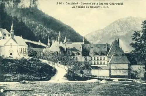 Dauphiné - Couvent de la Grande-Chartreuse - La Façade du Convent - E. R
 Ansichtskarte / Postkarte, Motiv aus Frankreich, unbenutzt. 