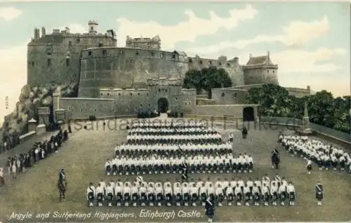 Argyle & Sutherland Highlanders, Edinburgh Castle
 Ansichtskarte, Motiv aus Schottland, unbenutzt, Kartennummer 10541, hergestellt in Sachsen. 