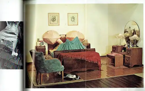 Edward Kienholz: 11 + 11 Tableaux
 Catalogue No. 85. 