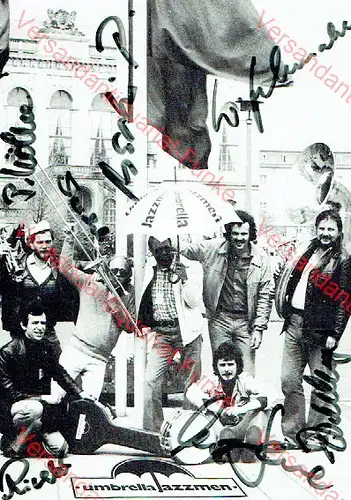 Autogrammkarte der Umbrella Jazzmen, Berlin
 die Band trat 4x beim Dixieland Festival in Dresden auf, 1979, 1980, 1990 und 1995, von einem der Auftritte stammt die Karte. 