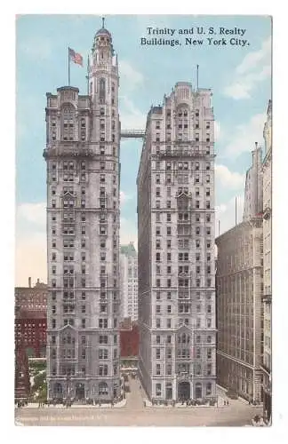USA. New York City. Trinity ans U. S. Realty Buildings. 1912.