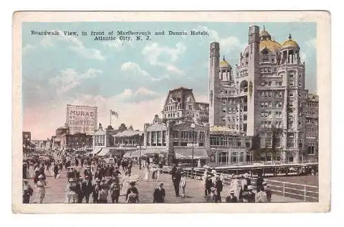 USA. Atlantic City (New Jersey). Boardwalk View, in front of Marlborough and Dennis Hotels.