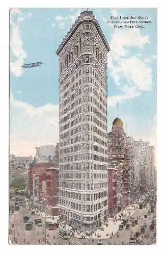 USA. New York City. Flat Iron Building. Broadway and Fifth Avenue.