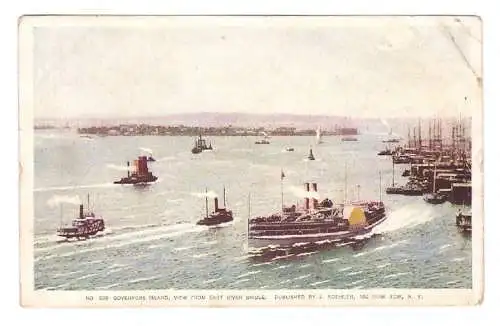 USA. New York. Governors Island, view from East River Bridge.