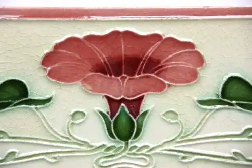 Jugendstil Halbfliese, Art Nouveau Kachel, Prunkwinde, Morning Glory, um 1900