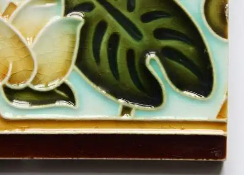 Seerose, Jugendstil Halbfliese, Art Nouveau Fliese, Entwurf nach Villeroy & Boch