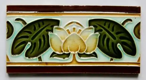 Seerose, Jugendstil Halbfliese, Art Nouveau Fliese, Entwurf nach Villeroy & Boch