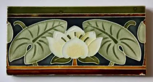 Seerose, Jugendstil Halbfliese, Art Nouveau Fliese, Villeroy & Boch, um 1905