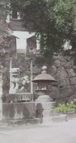 "Osuwa-Temple, Nagasaki", kolorierter  Vintage Albuminabzug, Japan, um 1850-1899