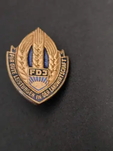 FDJ Abzeichen  für gute Leistungen in der Landwirtschaft 