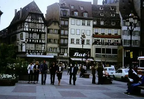 Orig 35mm DIA Slide  Strassbourg Strassenszene  1981 B12/39