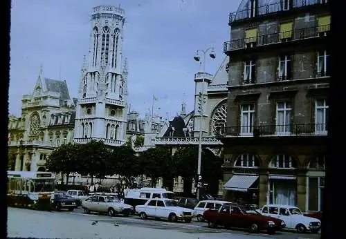 Orig 35mm DIA Slide  Paris Streetscene France   1981 B12/70