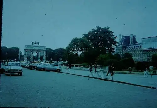 Orig 35mm DIA Slide  Paris Streetscene France   1981 B12/71