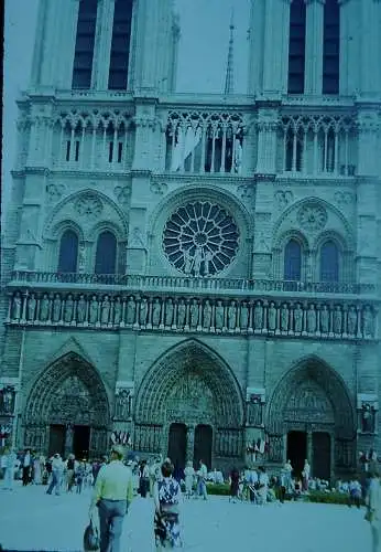 Orig 35mm DIA Slide  Paris Notre Dame France   1981 B12/109