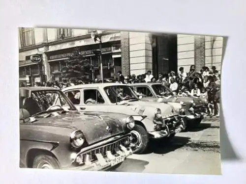 Vintage Foto Foto 3 Moskwitsch Auto Kfz in  Ungarn