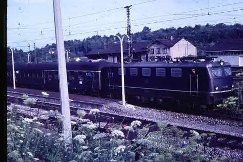 Vintage Dia Film Slide 35mm Deutsche Bahn E41 062 Lok mit Zug c1962 B3/R83