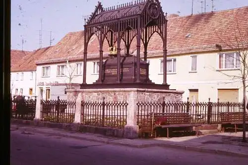 Vintage Dia Film Slide 35mm Luisendenkmal nähe Berlin Deutschland '70s B5/L41