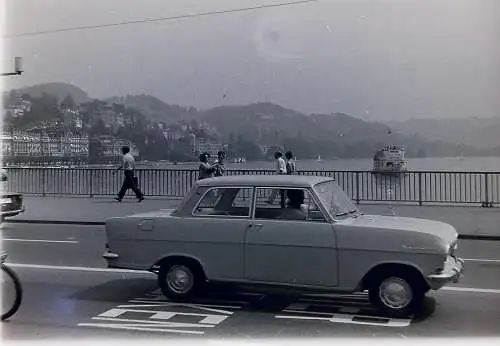 Vintage Negativ Foto ein Opel Kadett fährt nach Interlaken  '60s B12/4/12