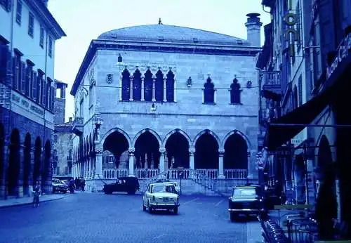 Orig 35mm DIA Slide Italien Udine Loggia del Lionello Streetscene '60s B13/5