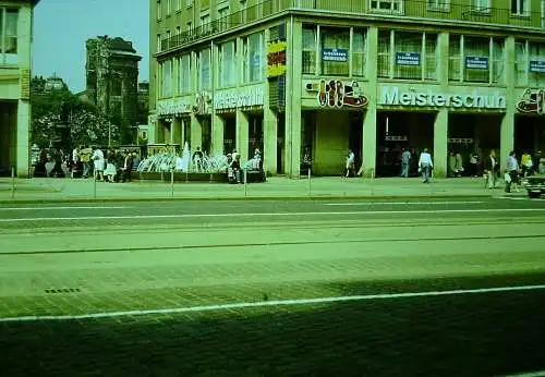 Orig 35mm DIA Slide DDR Dresden Ernst Thälmann Str. Meisterschuh '70s B13/15