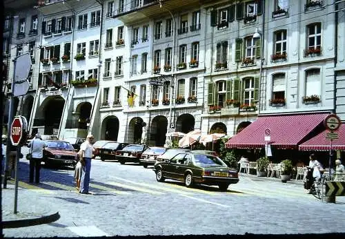 Orig 35mm DIA Slide 5x Schweiz Bern Strassenszenen Innenstadt 1981 B13/25-29