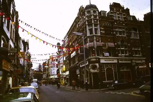 Vintage Dia Film Slide 35mm London Street Scene '70s B5/L52