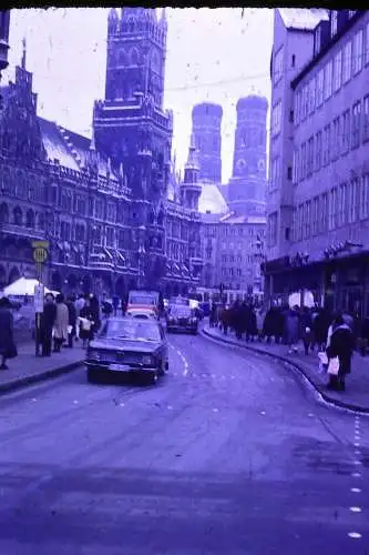 Vintage Dia Film Slide 35mm Strassenszene Marienplatz München c1962 B3/R85